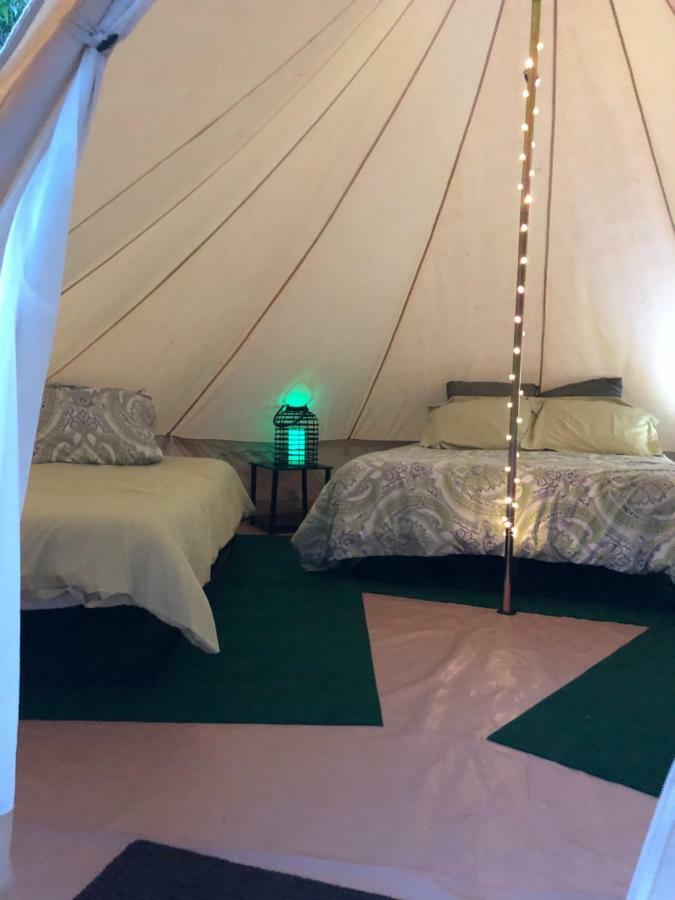 Glampin' In Style-Broken Bow Hotel Ngoại thất bức ảnh